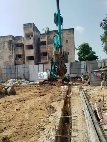 diaphragm wall excavation site